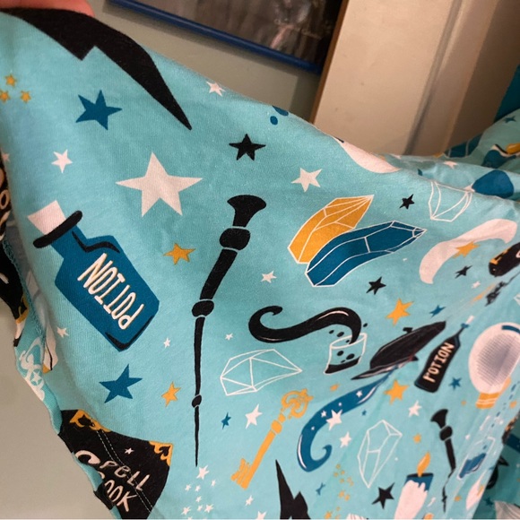 Princess Awesome Size 16 Witchcraft/Potions dress - Picture 3 of 5